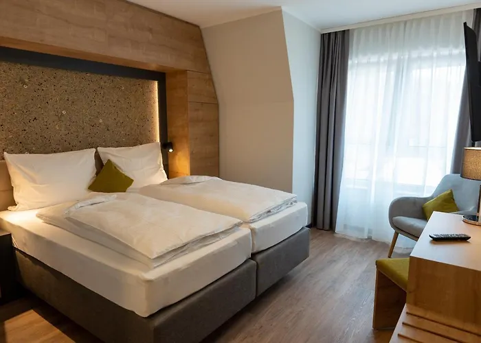 Hotel-landgasthaus Staendenhof 3*